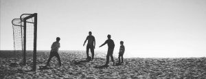 Futbol en la playa - Ni tan héroes, ni tan locos, ni tan solitarios