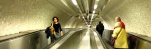 Capitol 3 - El futur no Ã©s el que era - Estranys en un tÃºnel